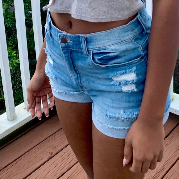 Too big 💙 - Picture 3 of 5